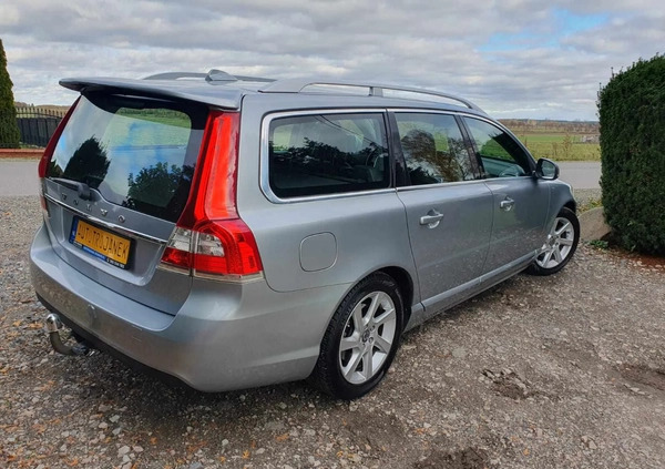 Volvo V70 cena 38900 przebieg: 263470, rok produkcji 2014 z Żerków małe 781